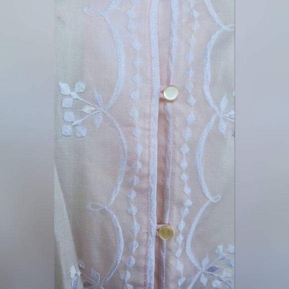 VTG Merlee Crochet Embroideries Floral Traditional Medium Top Blouse Semi-Sheer - Picture 6 of 11